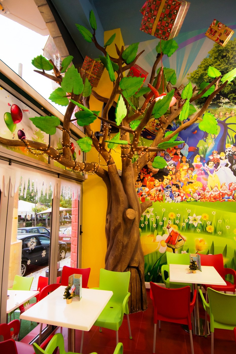 Yioupiland photo gallery